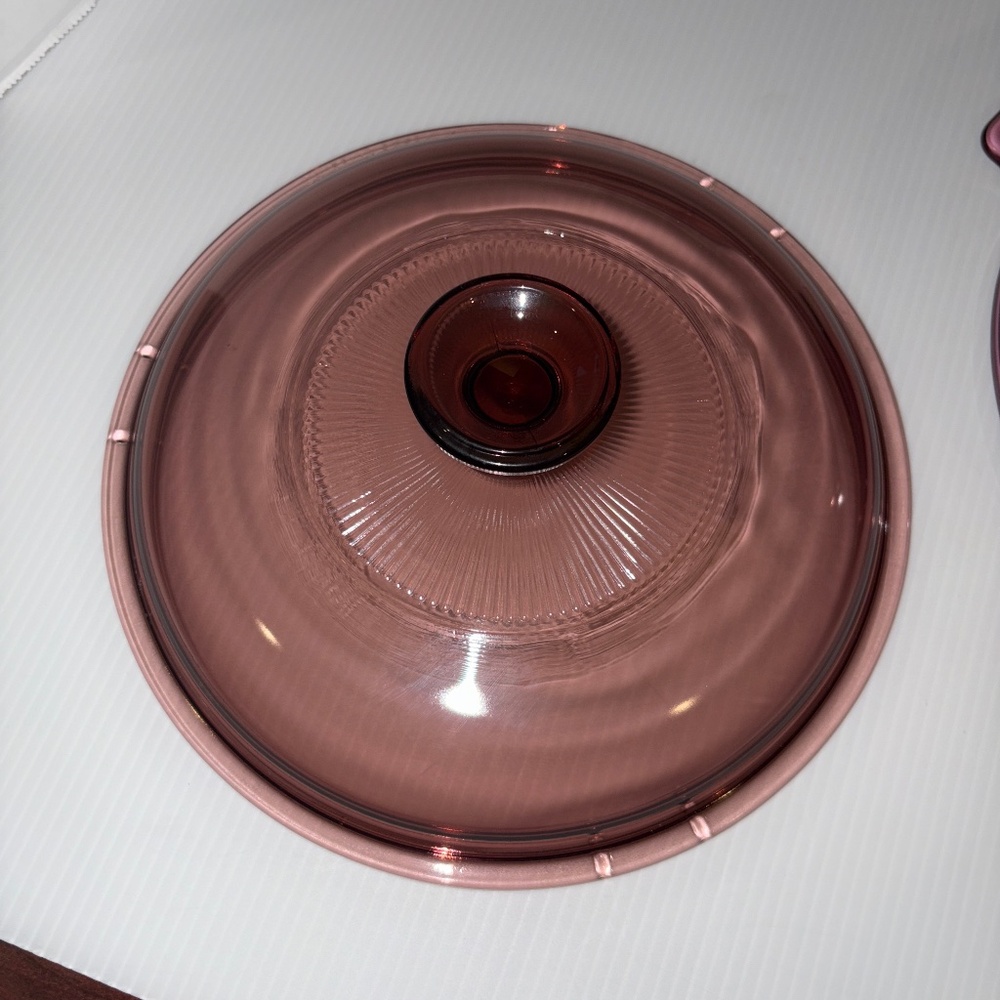1 Cranberry Vision Lid Only Round V2.5 C Replacement with Ridges